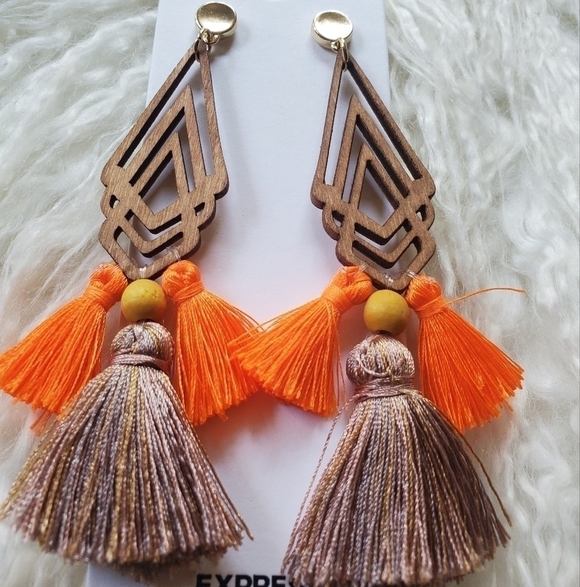 Express statement earings with orange and golden color tassels - Picture 2 of 5